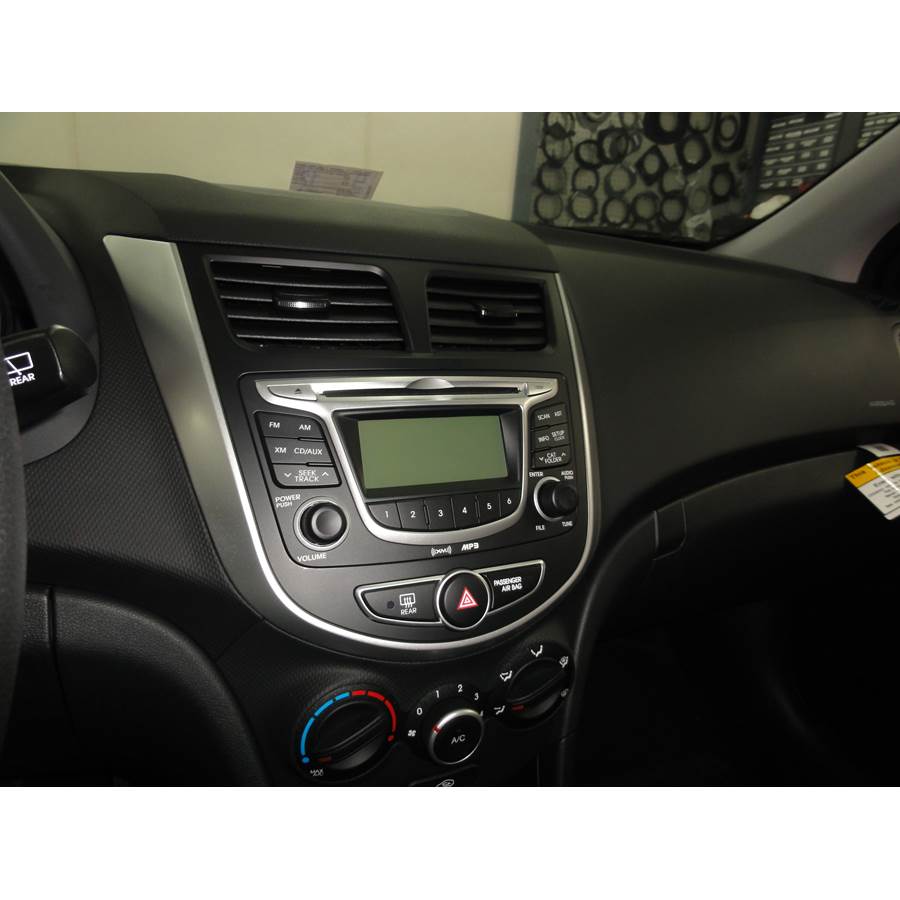 2012 Hyundai Accent Factory Radio