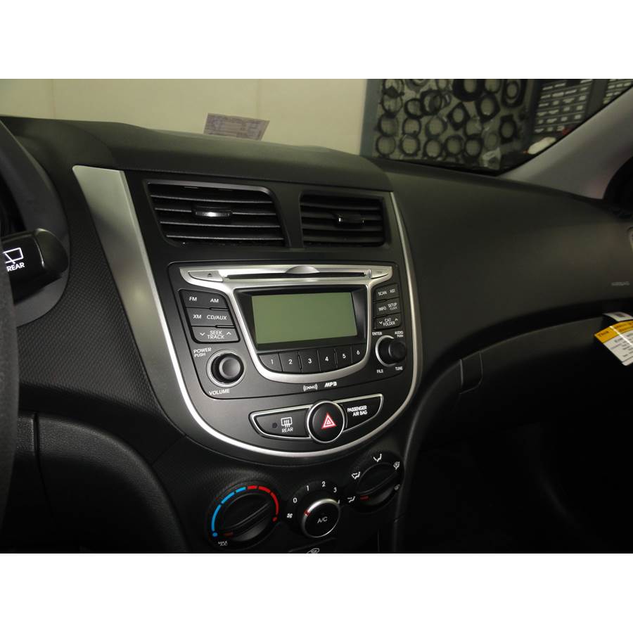 2013 Hyundai Accent Factory Radio