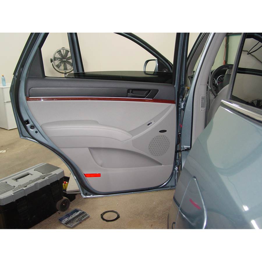 2010 Hyundai Veracruz Rear door speaker location