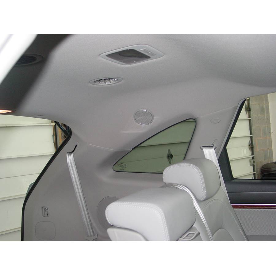 2008 Hyundai Veracruz Rear roof speaker location