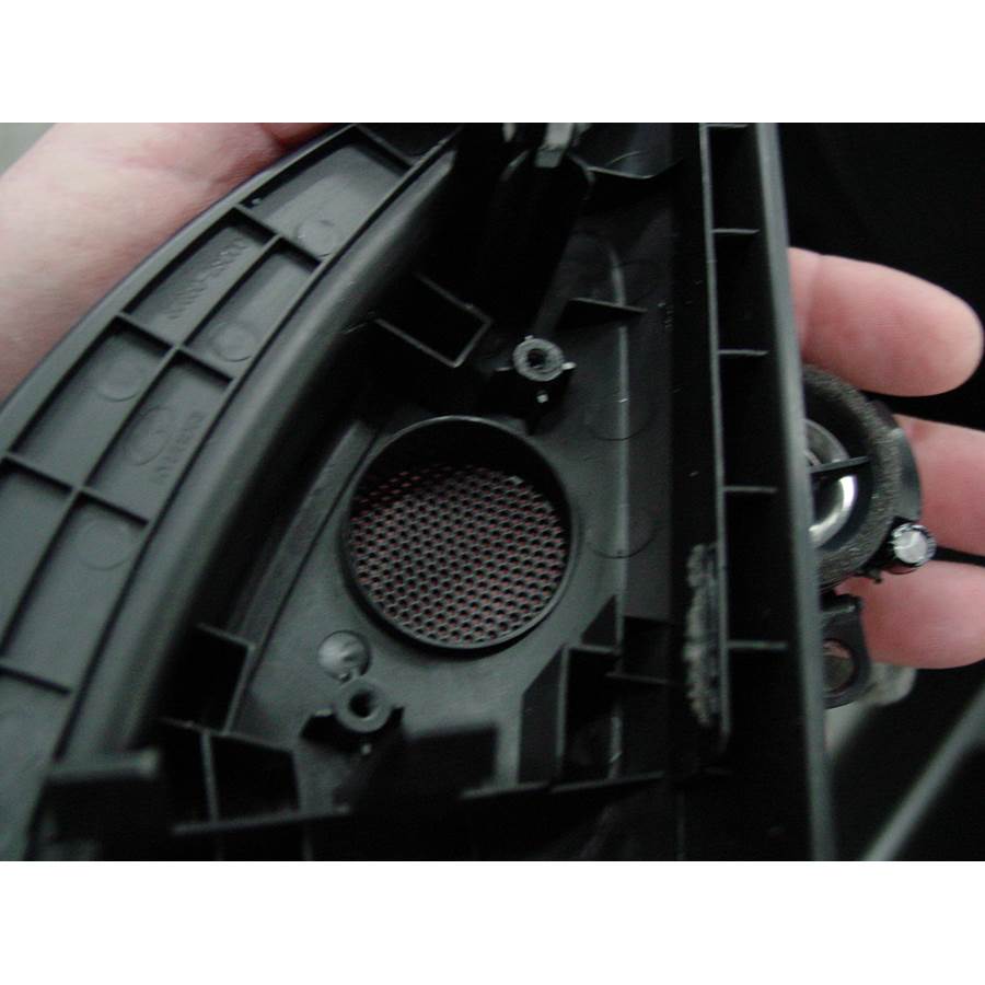 2012 Hyundai Tucson Front door tweeter removed