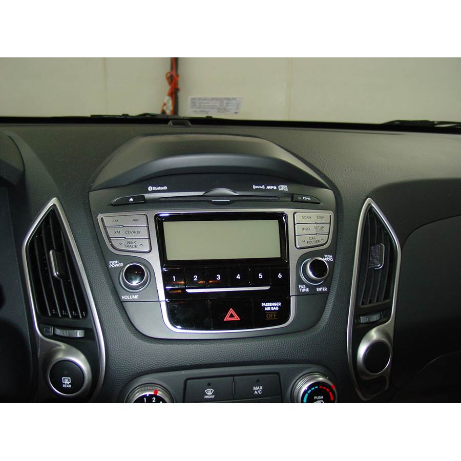 2012 Hyundai Tucson Factory Radio