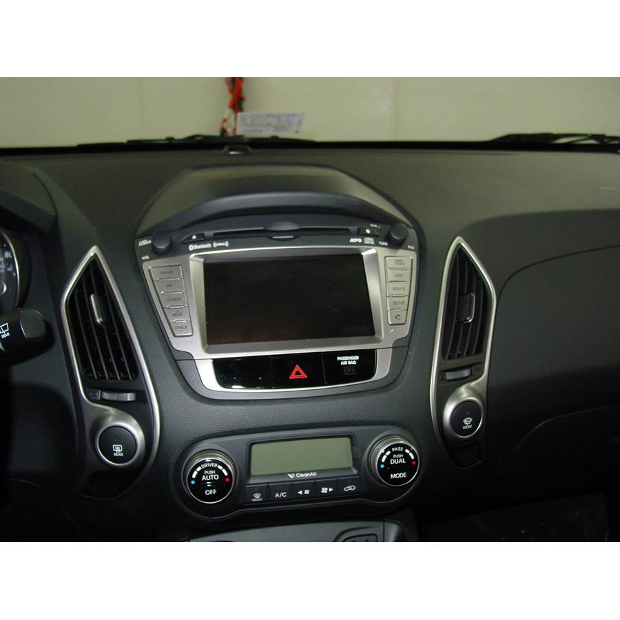 2011 Hyundai Tucson Other factory radio option