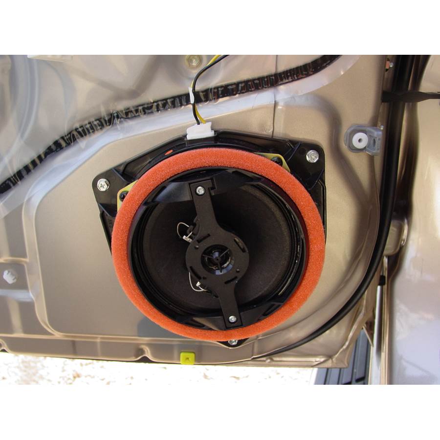 2006 Toyota Land Cruiser Rear door speaker