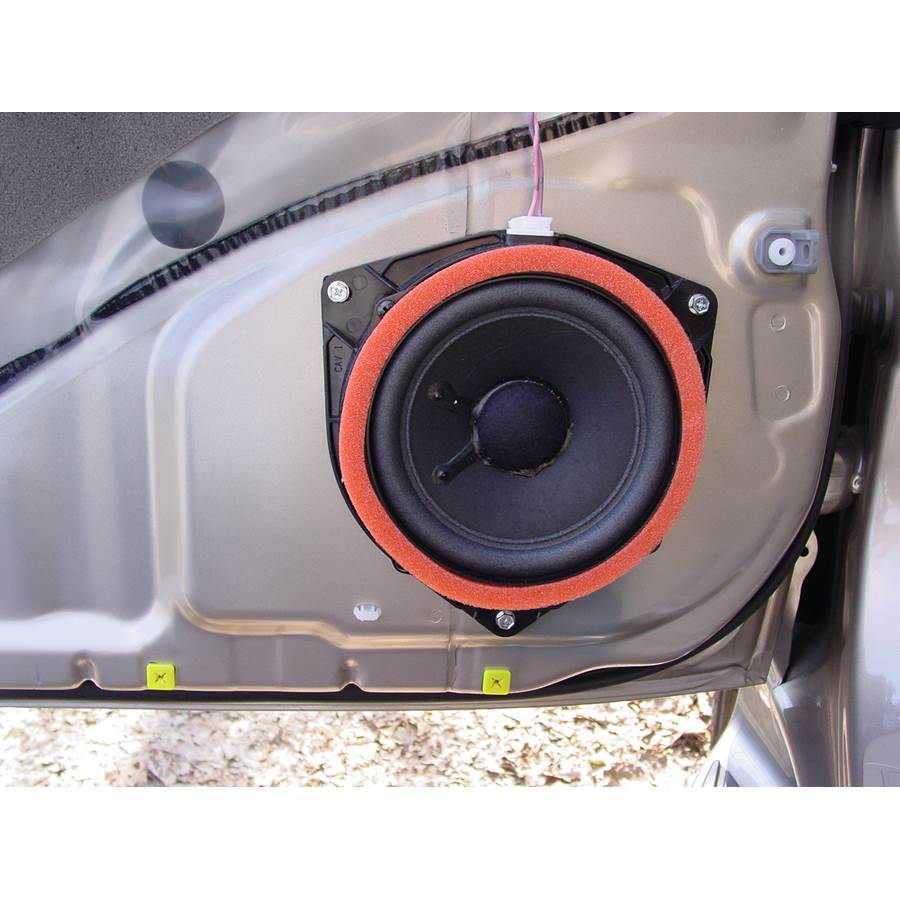 2006 Toyota Land Cruiser Front door woofer
