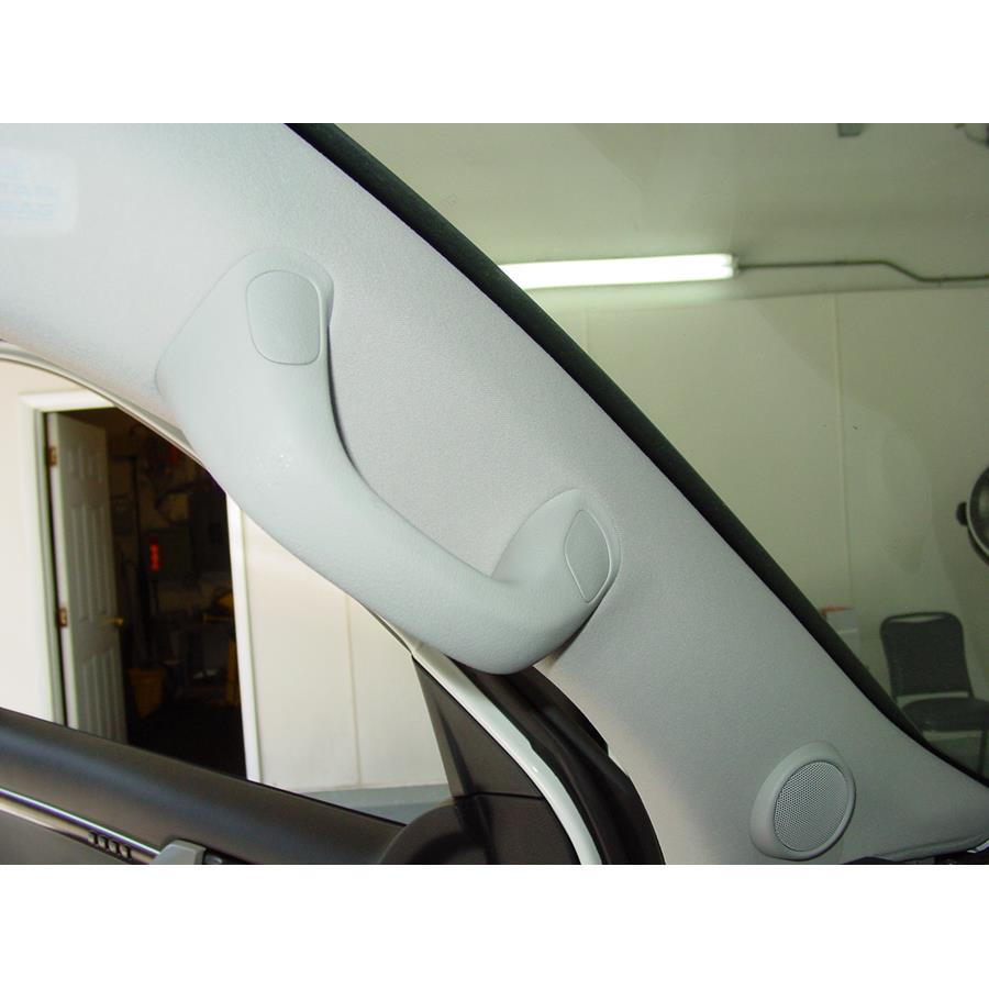 2008 Toyota Land Cruiser Front pillar speaker location
