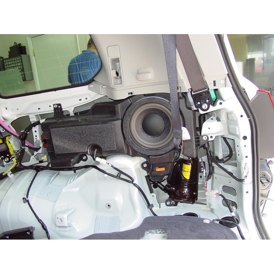 2011 Toyota Land Cruiser Far-rear side speaker