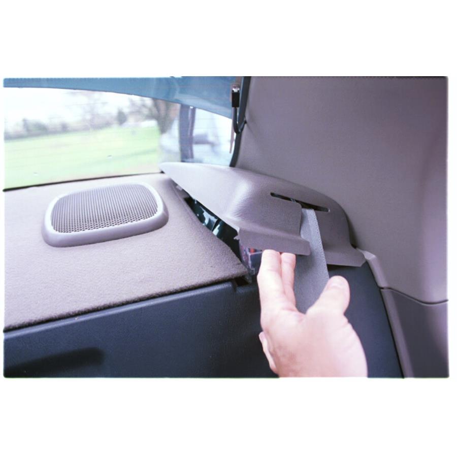 1999 Toyota Tercel Rear deck speaker location