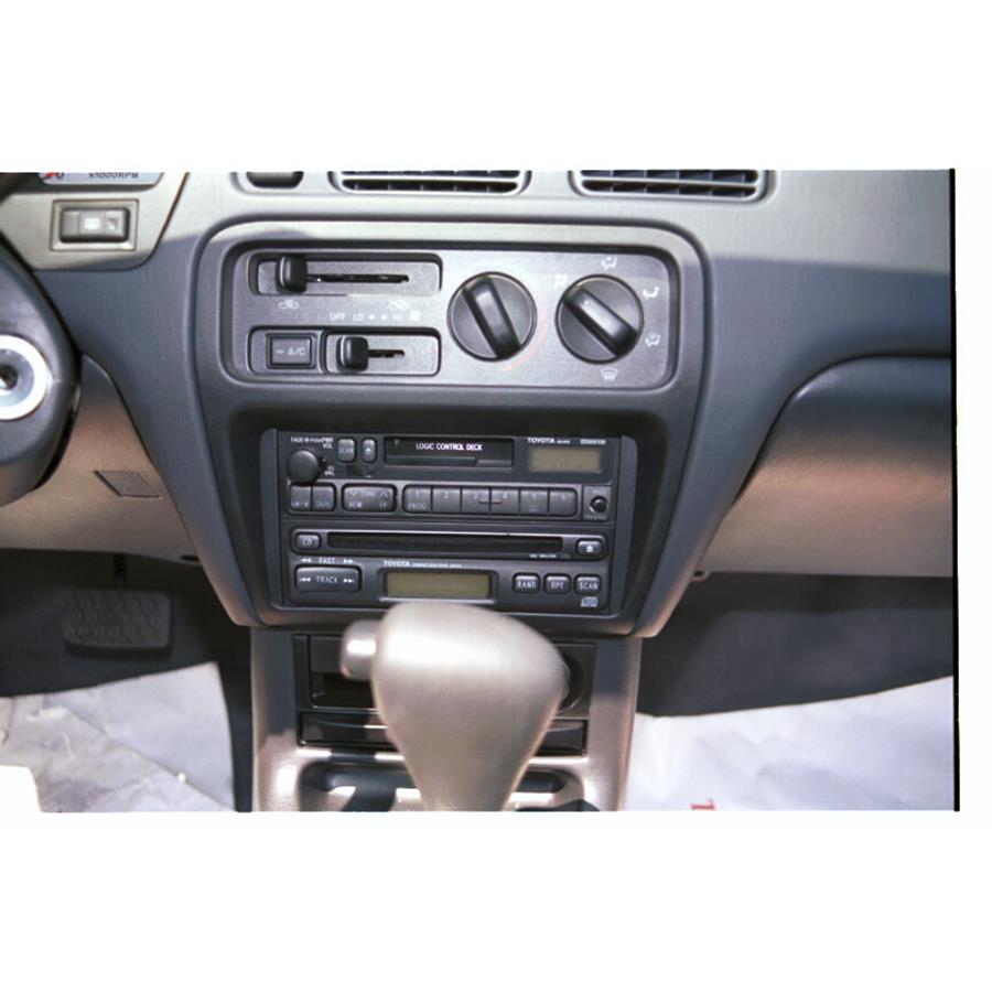 1998 Toyota Paseo Factory Radio