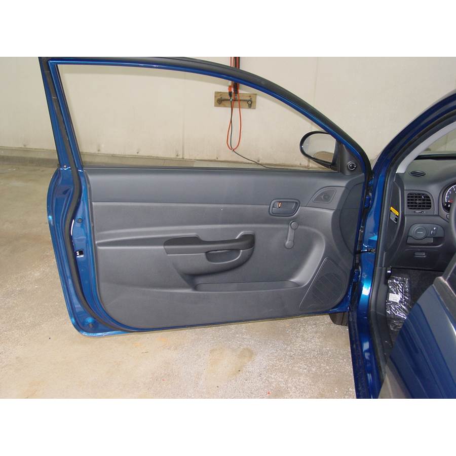 2007 Hyundai Accent Front door speaker location