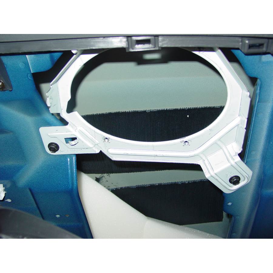 2007 Hyundai Accent Rear side panel speaker removed