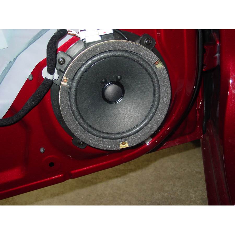2009 Hyundai Accent Front door woofer