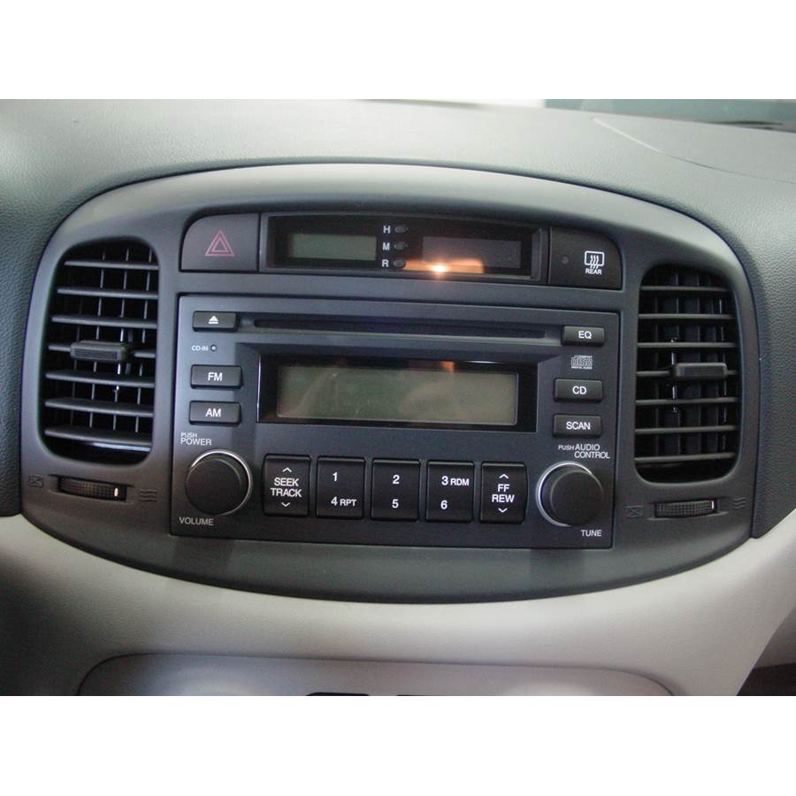 2006 Hyundai Accent Factory Radio