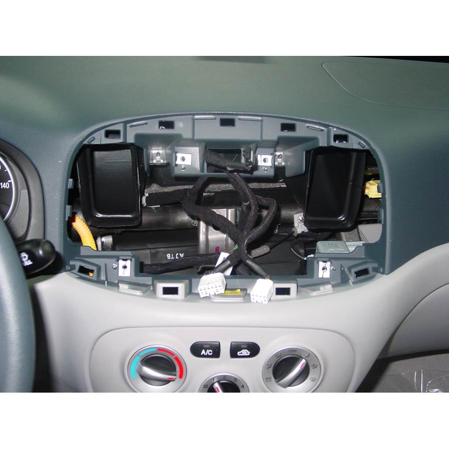 2007 Hyundai Accent Factory radio removed