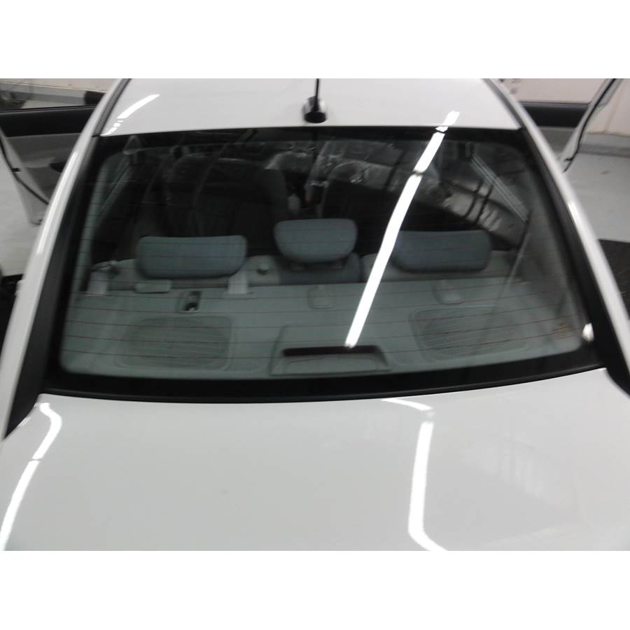 2007 Hyundai Accent Rear deck speaker location