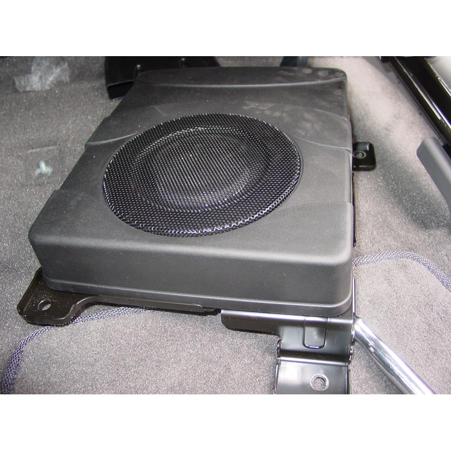 2009 Hyundai Tucson Under front seat speaker