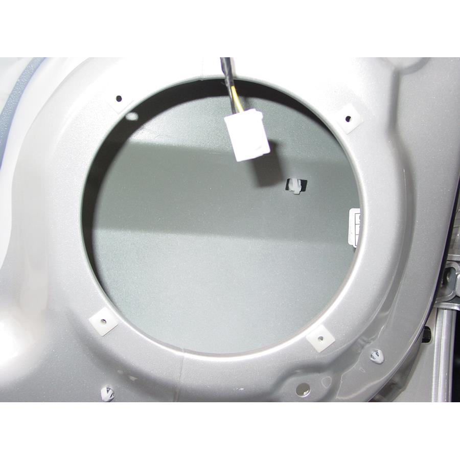 2009 Hyundai Tucson Rear door speaker removed