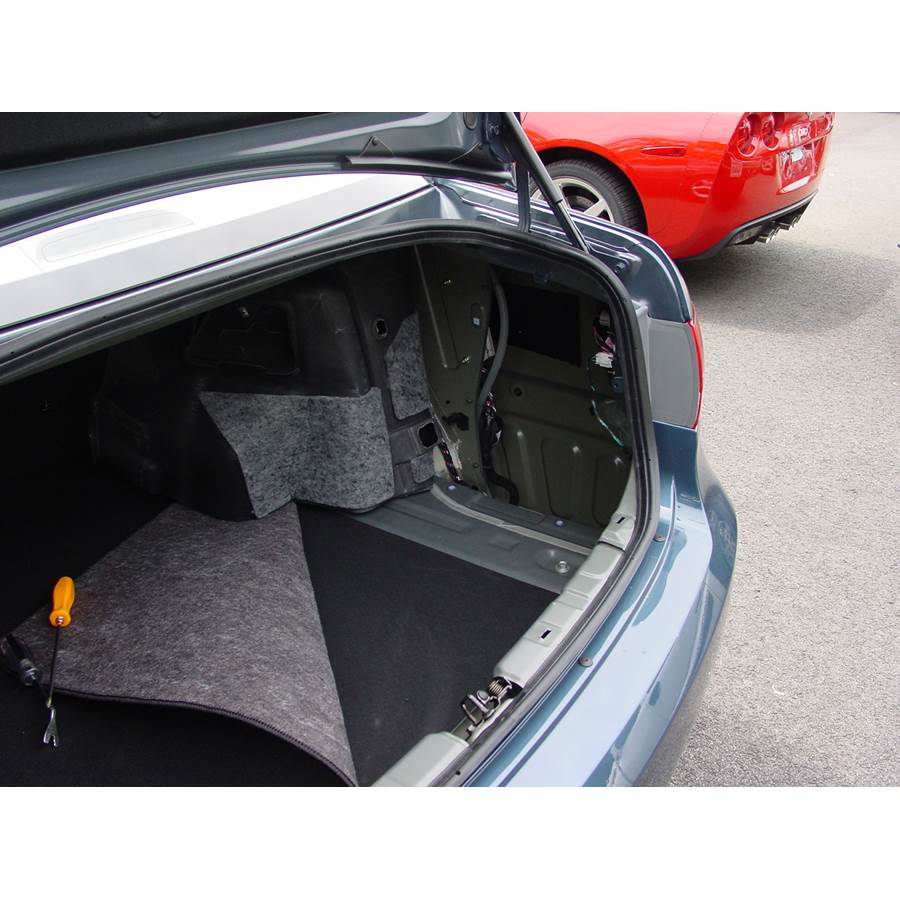 2008 Hyundai Sonata Factory amplifier location