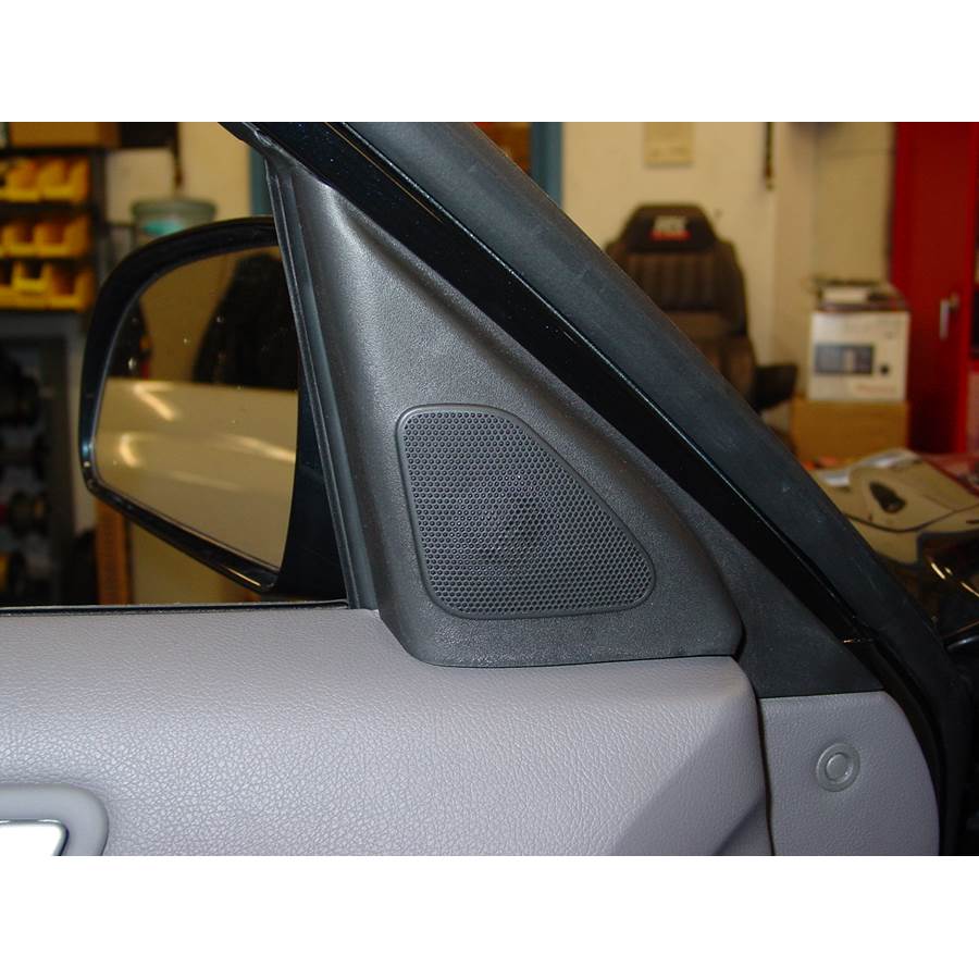2008 Hyundai Sonata Front door tweeter location