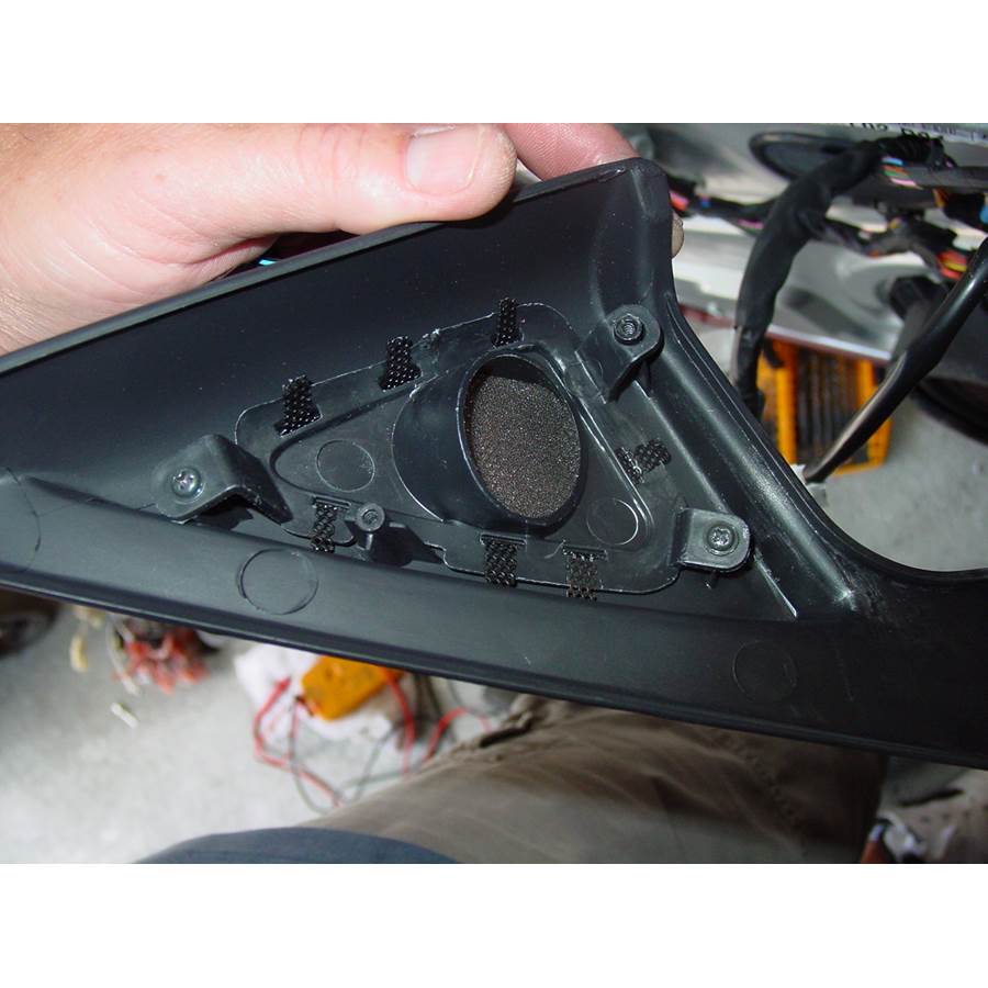 2013 Hyundai Genesis Front door tweeter removed