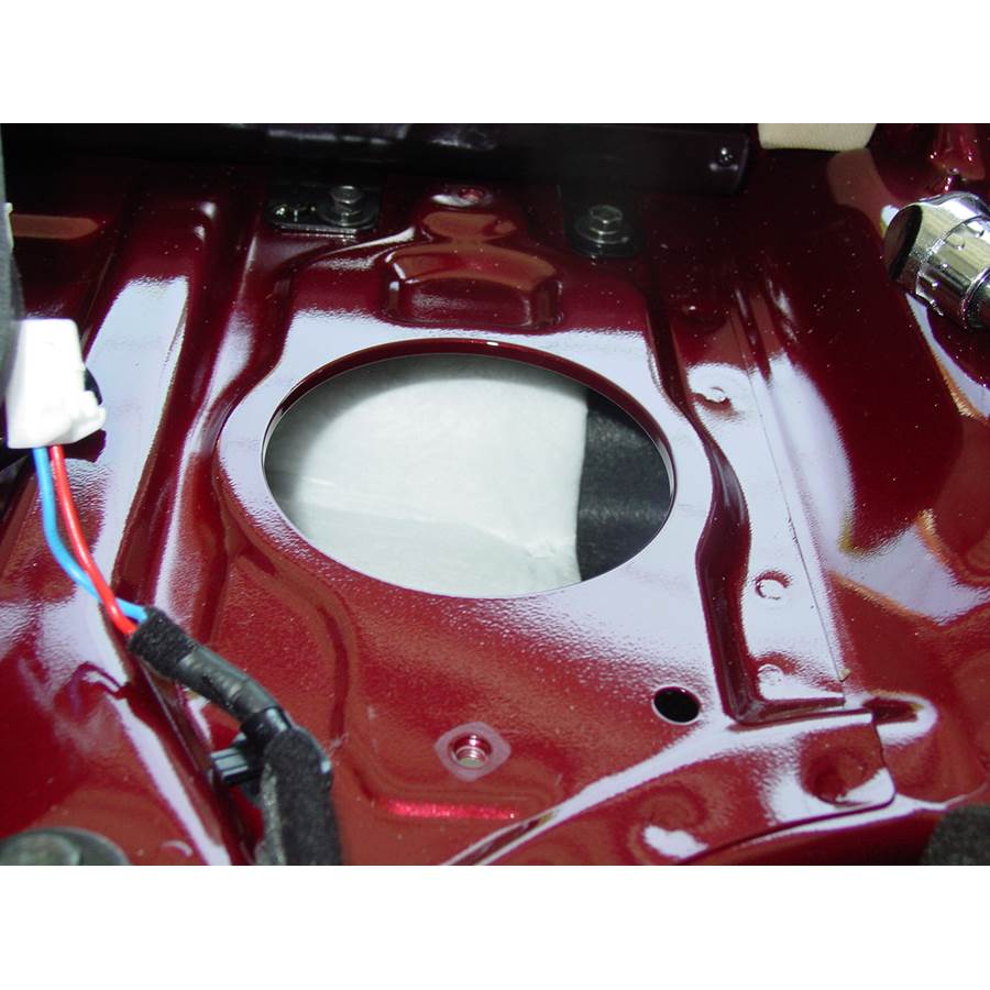 2012 Hyundai Genesis Rear deck speaker removed