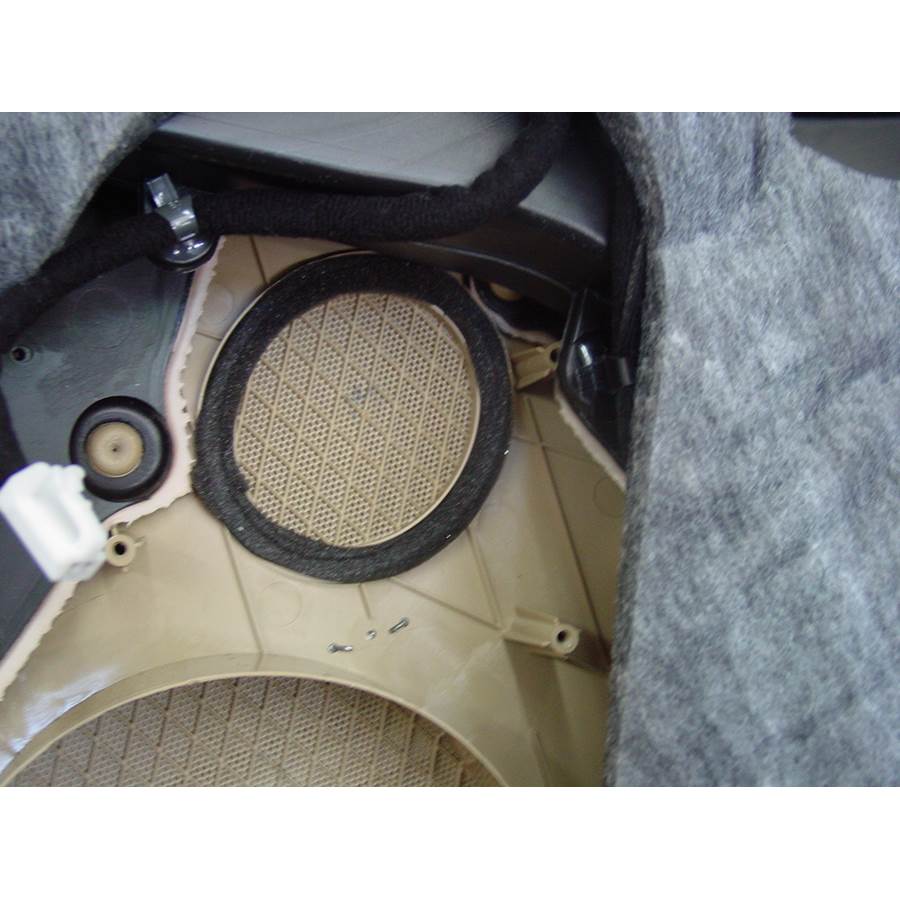 2013 Hyundai Genesis Front door midrange removed
