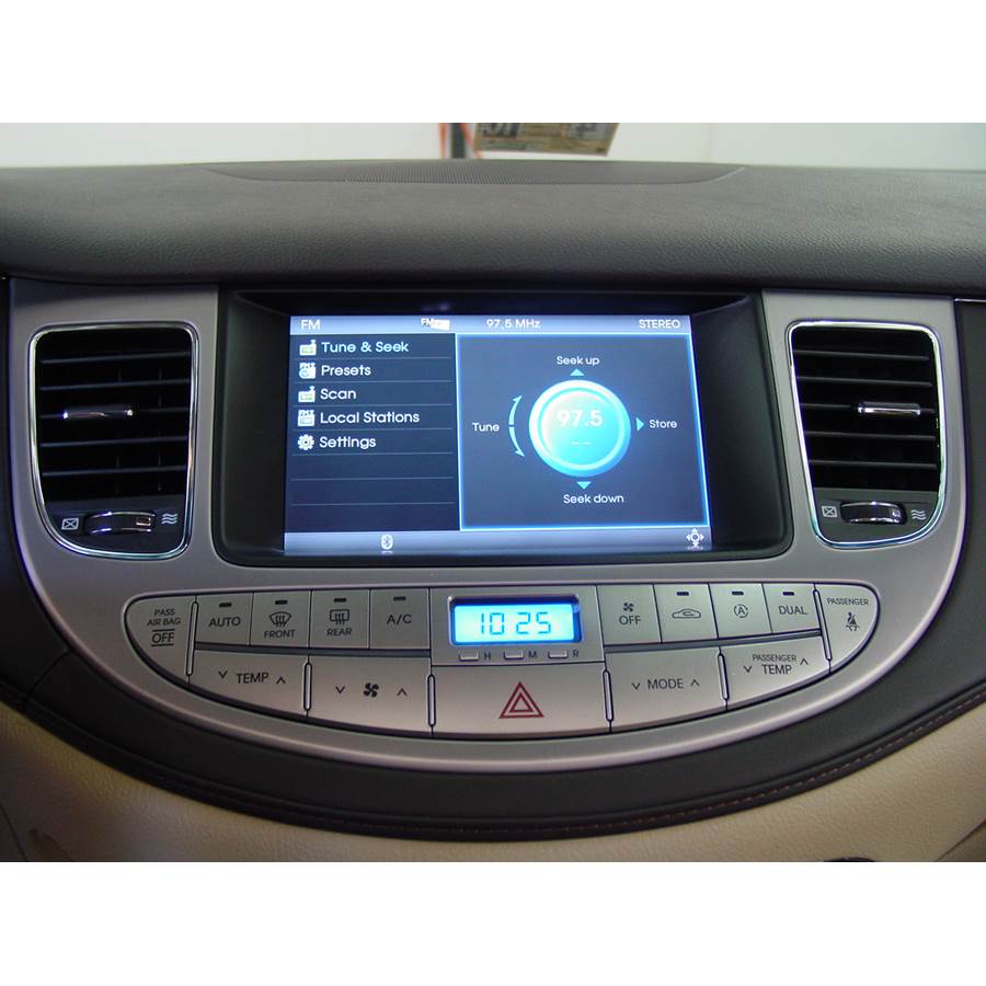 2009 Hyundai Genesis Factory Radio