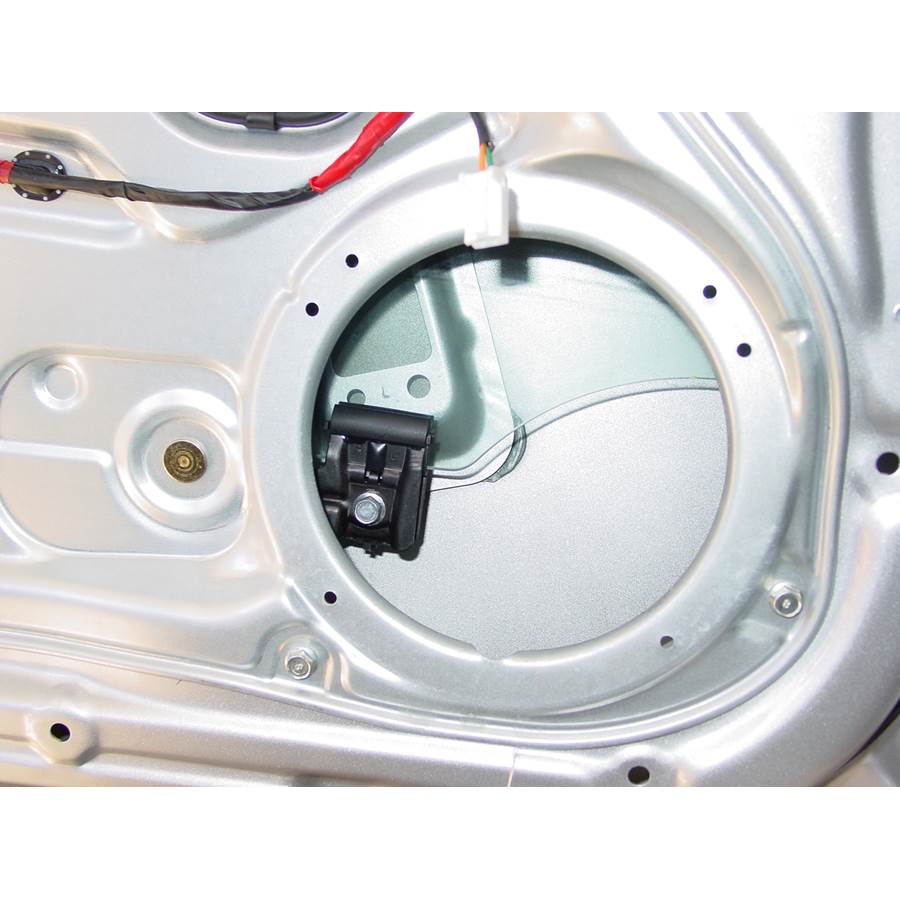 2009 Hyundai Elantra Front speaker removed