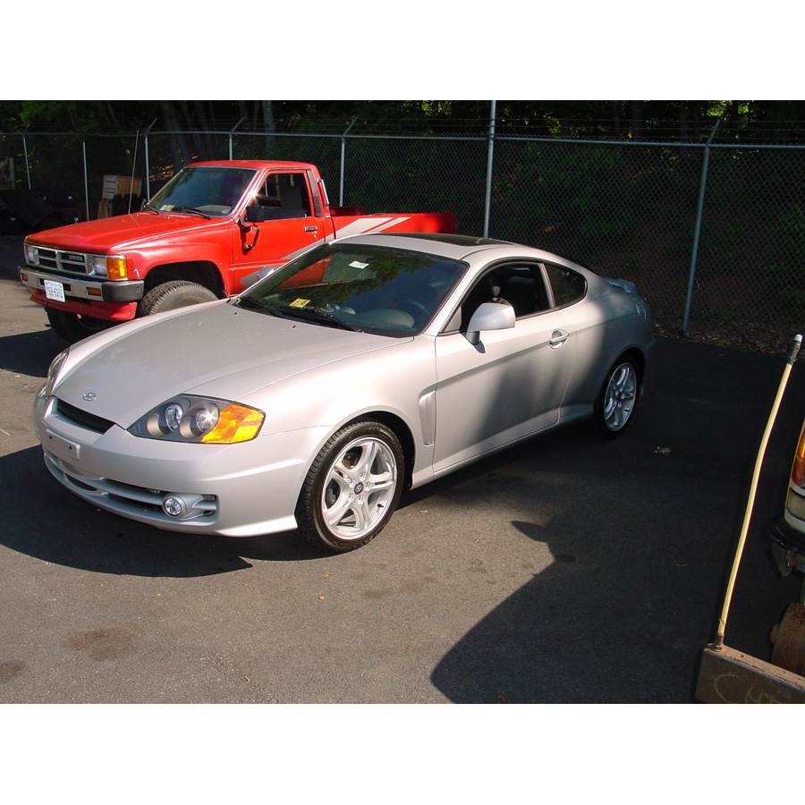 2005 Hyundai Tiburon Exterior