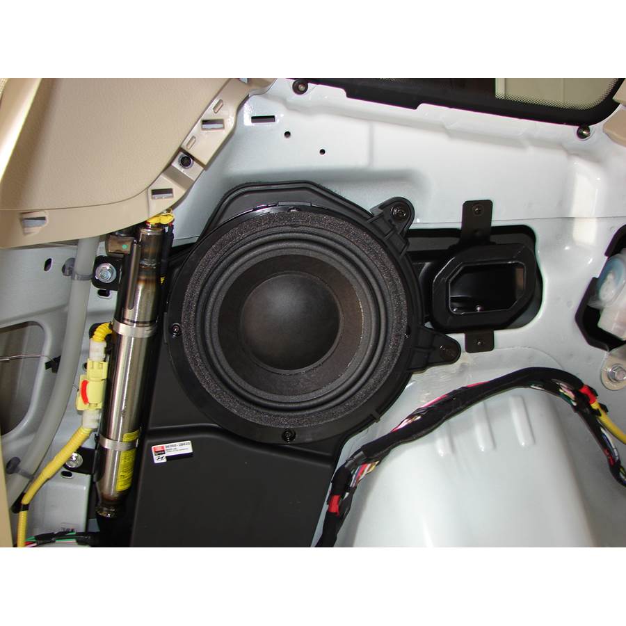 2009 Hyundai Santa Fe Far-rear side speaker