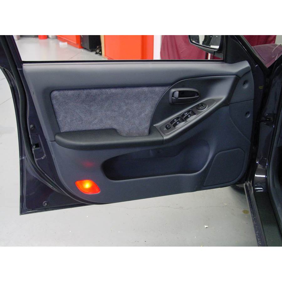 2003 Hyundai Elantra Front door speaker location