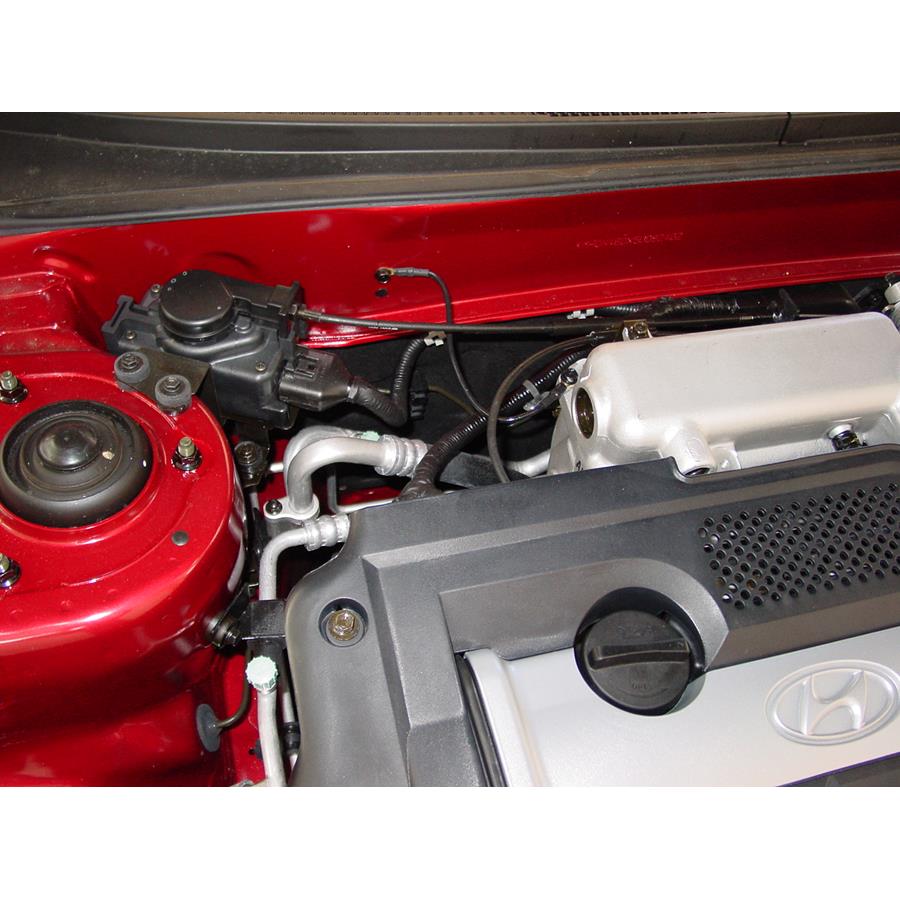 2005 Hyundai Elantra Firewall access