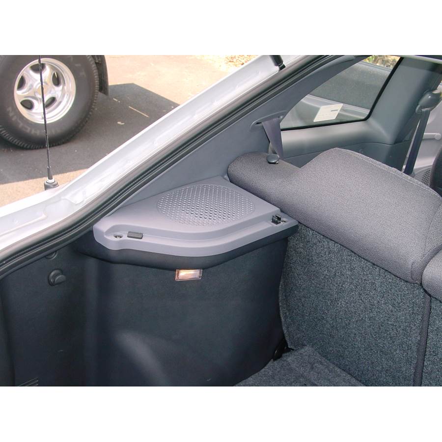 2000 Hyundai Accent Side panel speaker location