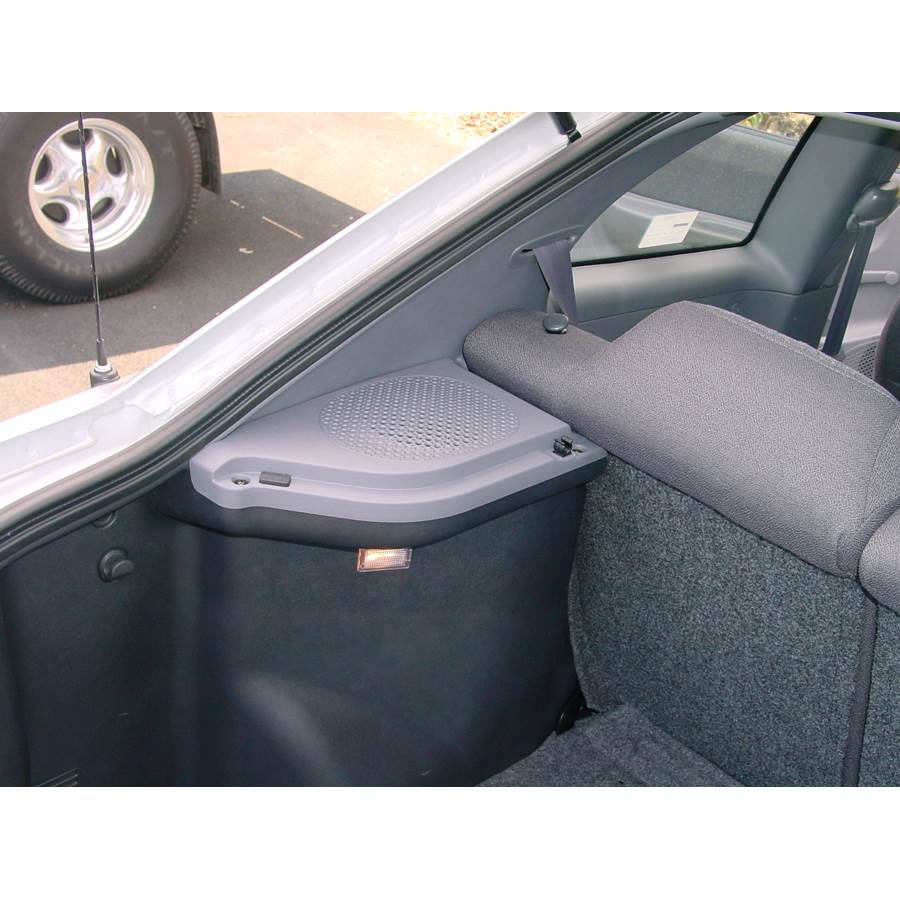 2003 Hyundai Accent Side panel speaker location