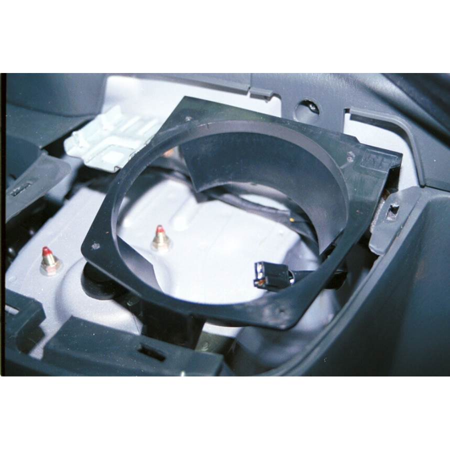 1998 Hyundai Elantra Rear wheel well speaker removed