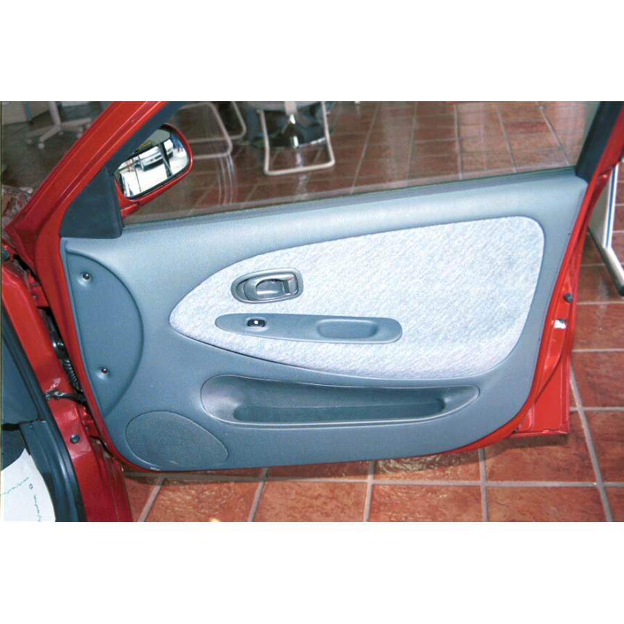 1996 Hyundai Elantra Front door speaker location
