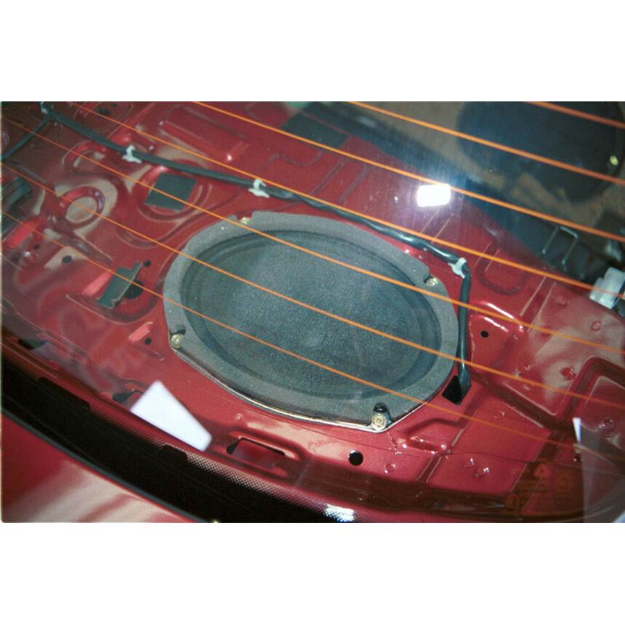1996 Hyundai Elantra Rear deck speaker