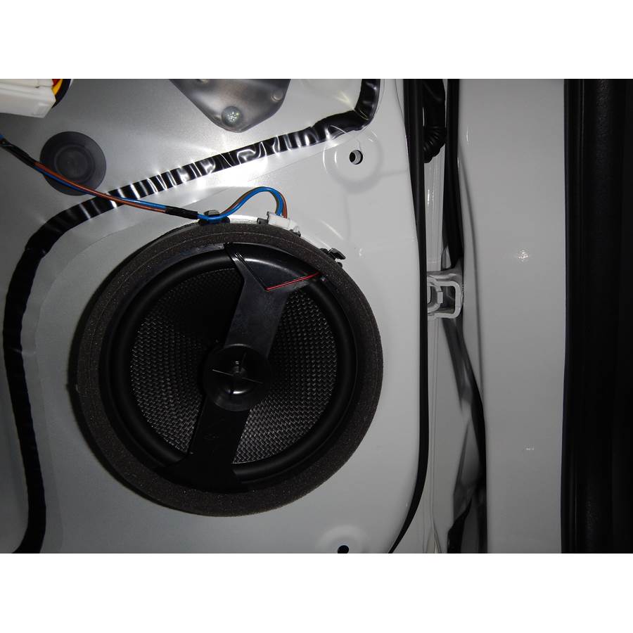 2016 Mitsubishi Outlander Rear door speaker