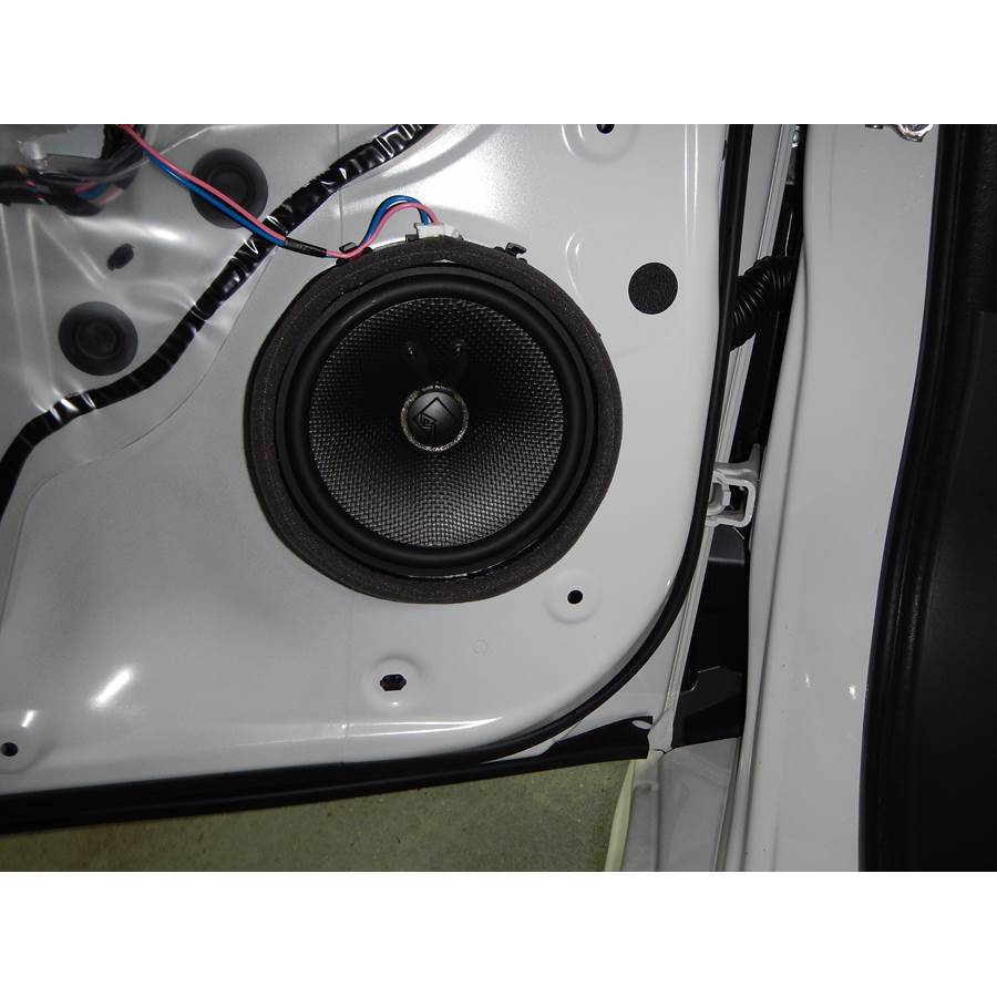 2017 Mitsubishi Outlander Front door woofer