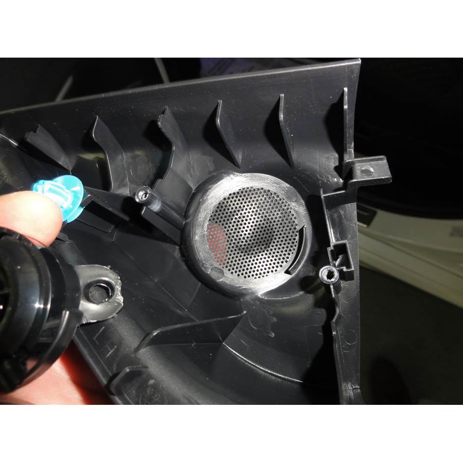 2014 Mitsubishi Outlander Sport Front door tweeter removed