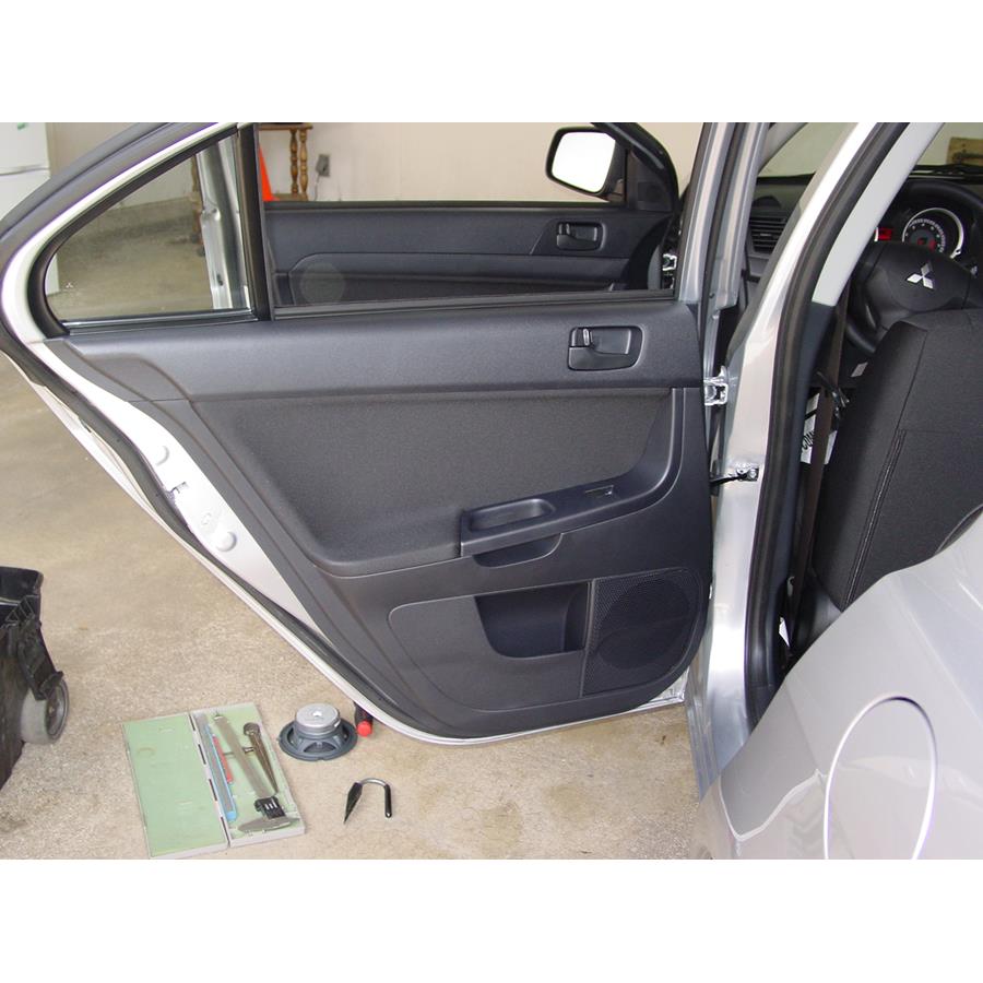 2014 Mitsubishi Lancer Sportback Rear door speaker location