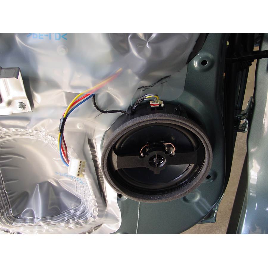 2007 Mitsubishi Outlander Rear door speaker