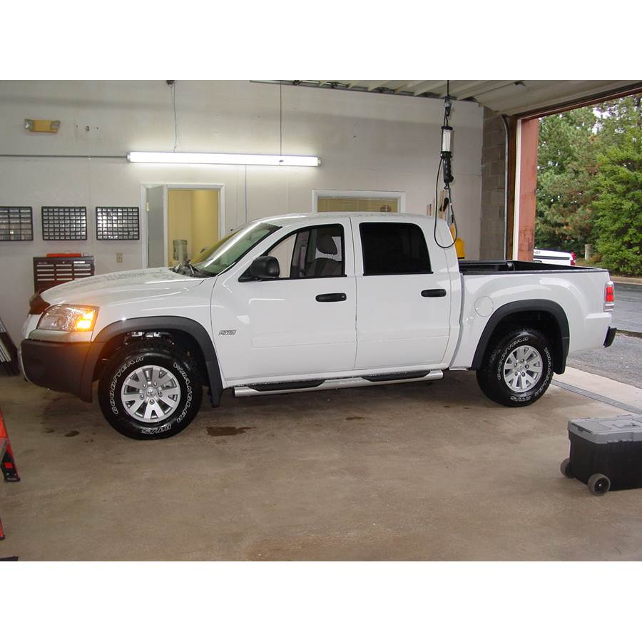 2006 Mitsubishi Raider Exterior