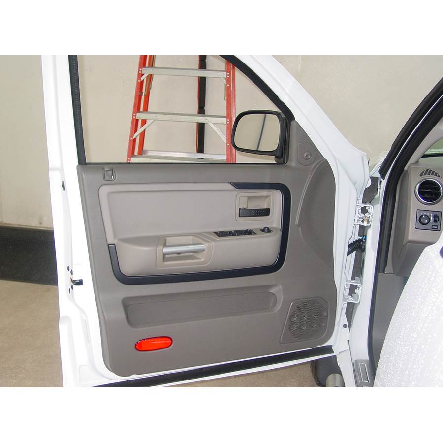 2006 Mitsubishi Raider Front door speaker location