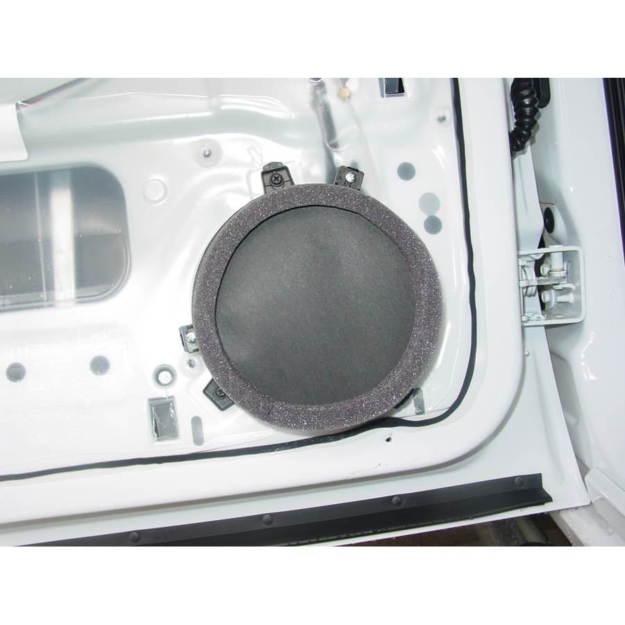 2006 Mitsubishi Raider Rear door speaker