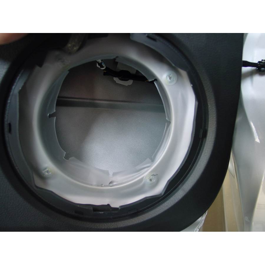 2006 Mitsubishi Outlander Rear door speaker removed