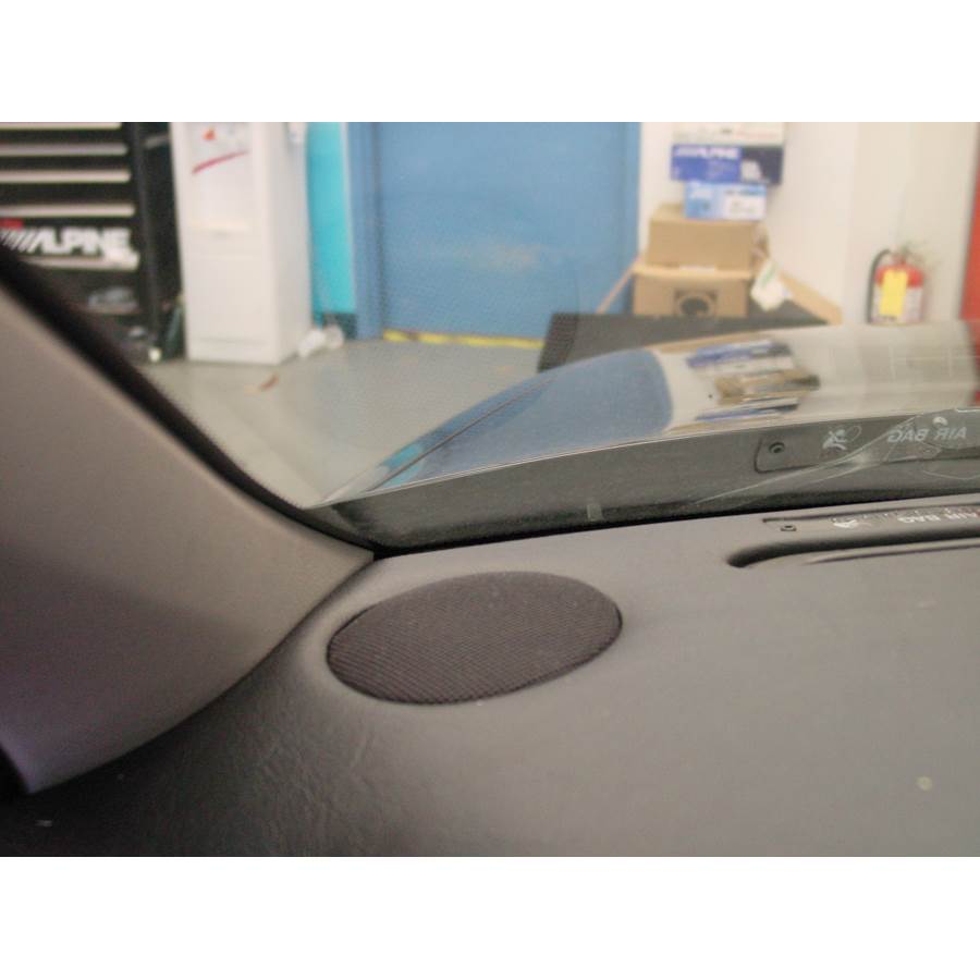 1997 Mitsubishi Diamante Dash speaker location