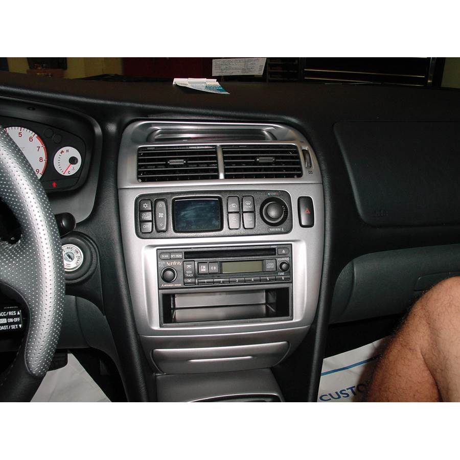 2002 Mitsubishi Diamante Factory Radio
