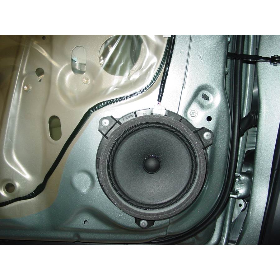 2009 Toyota Yaris Front door speaker