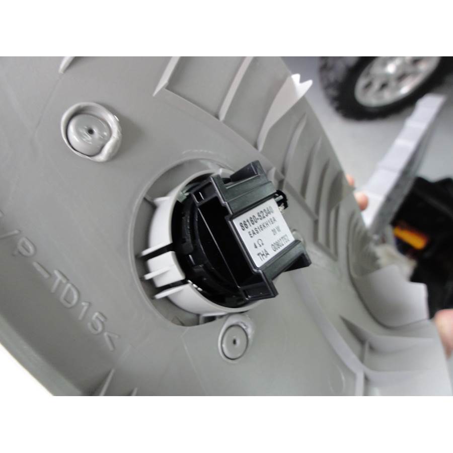 2016 Toyota Yaris Front pillar speaker